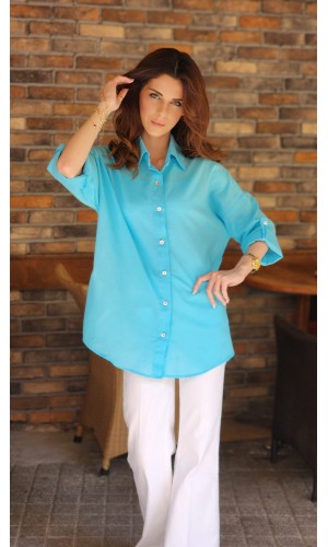 ARKASI DÜĞMELİ KETEN GÖMLEK TURKUAZ MAVİ