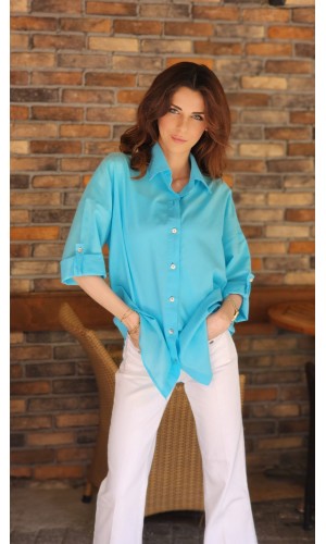 ARKASI DÜĞMELİ KETEN GÖMLEK TURKUAZ MAVİ